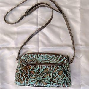 Patricia Nash Leather Crossbody bag